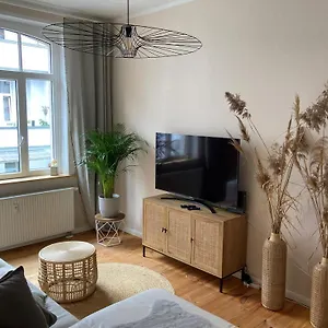 Apartment Suite-dreams - List